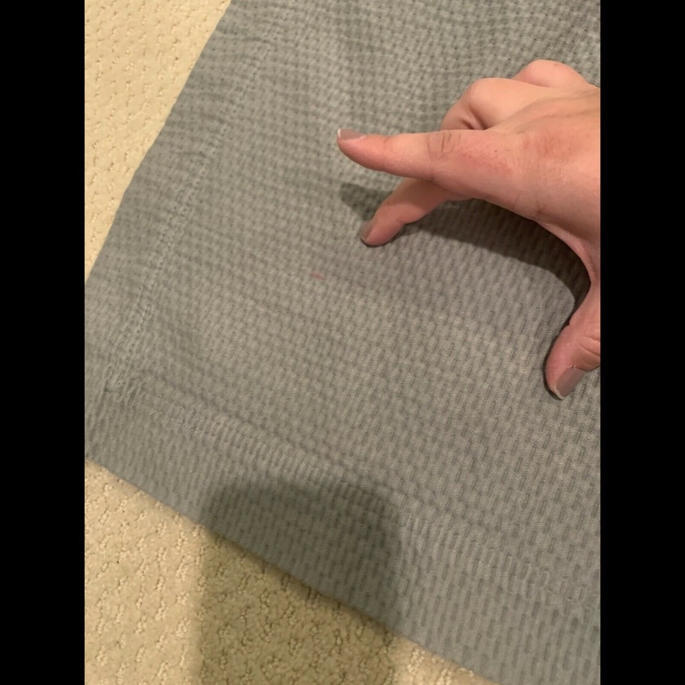 EUC SFERRA Perrio Full/Queen Coverlet‎ Blanket in Silver Grey --DEFECTS-- - Picture 10 of 12